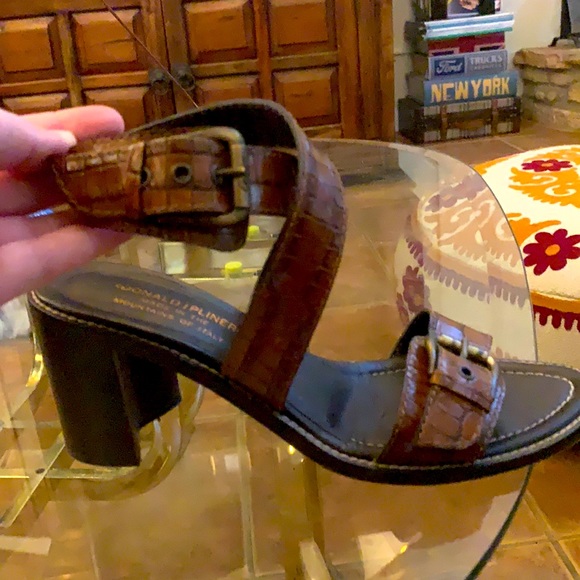 Donald J Pliner Cerel Croc Embossed Buckle Heels - Picture 5 of 9